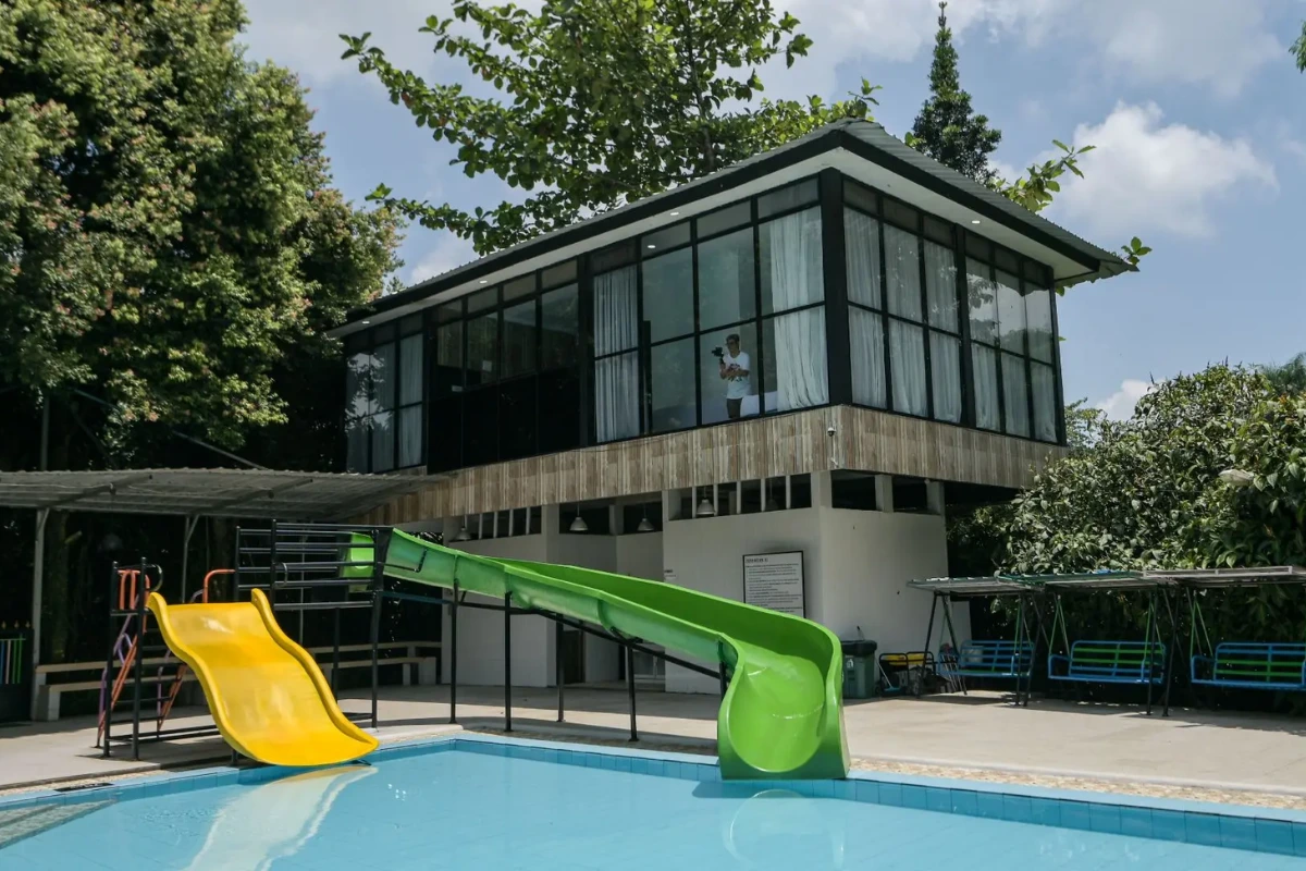 villa murah di Bogor ada kolam renang