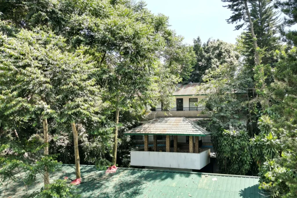 villa murah di Puncak kapasitas 50 orang